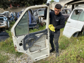 Oto Çıkma Parça / Mercedes / Sprinter / Kaporta & Karoser / Sağ Ön Kapı / Çıkma Parça 