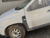 Oto Çıkma Parça / Dacia / Duster / Kaporta & Karoser / Sol Ön Kapı / Çıkma Parça 