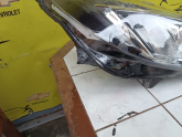 Oto Çıkma Parça / Opel / Insignia / Far & Stop / Sağ Ön Far / Çıkma Parça 