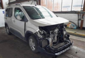 Oto Çıkma Parça / Peugeot / Rifter / Tampon / Tampon Demiri / Çıkma Parça 