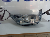 Oto Çıkma Parça / Kia / Rio / Far & Stop / Sağ Ön Far / Çıkma Parça 