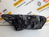 Oto Çıkma Parça / Renault / Captur / Far & Stop / Sol Ön Far / Çıkma Parça 