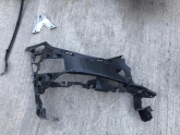 MERCEDES E SERİ W213 MAKYAJLI SOL TAMPON BRAKETİ 2138852503