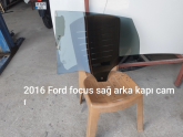 Ford focus çıkma sağ arka kapı camı