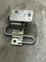 8P4833412A AUDİ A3 SPORTBACK SAĞ ARKA KAPI MENTEŞESİ