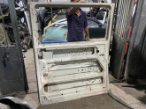 Oto Çıkma Parça / Volkswagen / Transporter / Kaporta & Karoser / Sağ Sürgülü Kapı / Çıkma Parça 