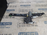 Oto Çıkma Parça / Volvo / S60 / Oto Cam / Cam Krikosu / Çıkma Parça 