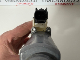 Oto Çıkma Parça / Ford / Tourneo Courier / Oto Cam / Cam Motoru / Çıkma Parça 