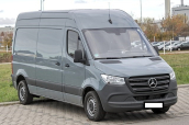 Oto Çıkma Parça / Mercedes / Sprinter / Far & Stop / Far Camı / Çıkma Parça 