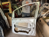 Oto Çıkma Parça / Ford / C-Max / Kaporta & Karoser / Sağ Ön Kapı / Çıkma Parça 