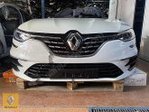 Oto Çıkma Parça / Renault / Megane / Tampon / Ön Tampon / Çıkma Parça 