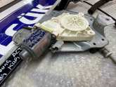 Oto Çıkma Parça / SsangYong / Actyon / Oto Cam / Cam Motoru / Çıkma Parça 