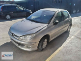 Oto Çıkma Parça / Peugeot / 206 / Kaporta & Karoser / Sağ Ön Çamurluk / Çıkma Parça 