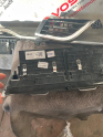 Oto Çıkma Parça / Volkswagen / Transporter / Tampon / Orta Izgara / Çıkma Parça 