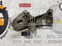 Oto Çıkma Parça / Renault / Clio / Motor / Bağlantı Braketi / Çıkma Parça 