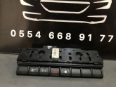 Oto Çıkma Parça / Renault / Clio / Elektrik / Dörtlü Flaşör Düğmesi / Çıkma Parça 