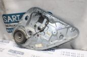 Oto Çıkma Parça / Ford / Focus / Oto Cam / Cam Krikosu / Çıkma Parça 