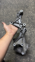 Oto Çıkma Parça / Volkswagen / Transporter / Motor / Bağlantı Braketi / Çıkma Parça 