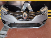 Oto Çıkma Parça / Renault / Megane / Tampon / Ön Tampon / Çıkma Parça 