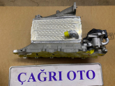 Oto Çıkma Parça / Volkswagen / Passat / Motor / Emme Manifoldu / Çıkma Parça 