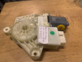 Oto Çıkma Parça / Volkswagen / Passat / Oto Cam / Cam Motoru / Çıkma Parça 