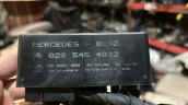 Oto Çıkma Parça / Mercedes / E Serisi / Elektrik / Röle / Çıkma Parça 