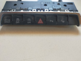 Oto Çıkma Parça / Audi / Q3 / Elektrik / Dörtlü Flaşör Düğmesi / Çıkma Parça 
