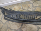Oto Çıkma Parça / Land Rover / Freelander / Oto Cam / Ön Cam Izgarası / Çıkma Parça 