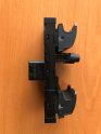 Oto Çıkma Parça / Volkswagen / Golf / Oto Cam / Cam Düğmesi / Çıkma Parça 