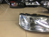 Oto Çıkma Parça / Volkswagen / Transporter / Far & Stop / Sağ Ön Far / Çıkma Parça 