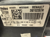 Oto Çıkma Parça / Renault / Megane / Far & Stop / Sağ Ön Far / Çıkma Parça 