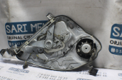 Oto Çıkma Parça / Ford / Focus / Oto Cam / Cam Krikosu / Çıkma Parça 