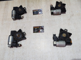 Oto Çıkma Parça / Mazda / 3 / Oto Cam / Cam Motoru / Çıkma Parça 