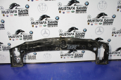 BMW 1 SERİ F20 LCİ ÖN ÜST PANEL 51647245786