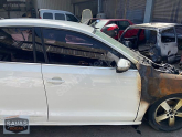 Volkswagen Jetta Sağ Ön Kapı