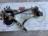 Oto Çıkma Parça / Renault / Megane / Oto Cam / Cam Krikosu / Çıkma Parça 