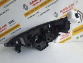 Oto Çıkma Parça / Renault / Megane / Far & Stop / Sağ Ön Far / Çıkma Parça 