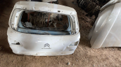 Citreon c4 bagaj kapagı