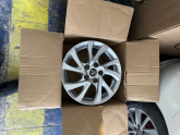 Oto Çıkma Parça / Toyota / Corolla / Jant & Lastik / Çelik Jant / Çıkma Parça 