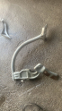 305827302 audi a4 sağ bagaj menteşesi