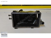 Oto Çıkma Parça / Renault / R 5 / Filtre / Hava Filtresi Kutusu / Çıkma Parça 