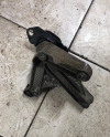 Oto Çıkma Parça / Renault / Megane / Motor / Takozu & Kulağı / Çıkma Parça 