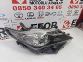 Oto Çıkma Parça / Toyota / Auris / Far & Stop / Sağ Ön Far / Çıkma Parça 