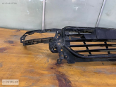 Oto Çıkma Parça / Renault / Clio / Tampon / Orta Izgara / Çıkma Parça 