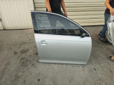 Oto Çıkma Parça / Volkswagen / Jetta / Kaporta & Karoser / Sağ Ön Kapı / Çıkma Parça 