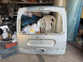Oto Çıkma Parça / Renault / Kangoo / Kaporta & Karoser / Bagaj Kapağı / Çıkma Parça 