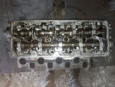 Oto Çıkma Parça / Volkswagen / Passat / Motor / Silindir Kapağı / Çıkma Parça 