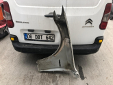 Oto Çıkma Parça / Bmw / 5 Serisi / Kaporta & Karoser / Sağ Ön Çamurluk / Çıkma Parça 