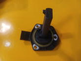 Oto Çıkma Parça / Volkswagen / Golf / Motor / Eksantrik Sensörü / Sıfır Parça 