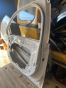 Oto Çıkma Parça / Ford / Focus / Kaporta & Karoser / Sağ Ön Kapı / Çıkma Parça 